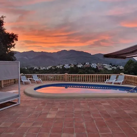 Vila Casa Lima